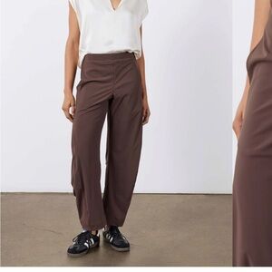 NWOT, Ruti On the Loose pants, coffee (brown), 8P